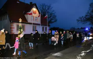 Orszak Trzech Kr&oacute;li i kolędowanie &ndash; wsp&oacute;lnie świętowaliśmy w Ryczywole 40