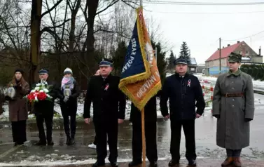 Uroczystość z okazji Rocznicy Wyzwolenia Ryczywołu 49