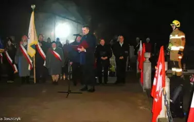 UROCZYSTE OBCHODY Z OKAZJI NARODOWEGO DNIA ZWYCIĘSKIEGO POWSTANIA WIELKOPOLSKIEGO 9