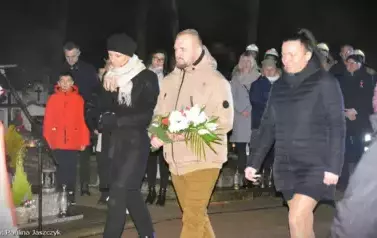 UROCZYSTE OBCHODY Z OKAZJI NARODOWEGO DNIA ZWYCIĘSKIEGO POWSTANIA WIELKOPOLSKIEGO 12