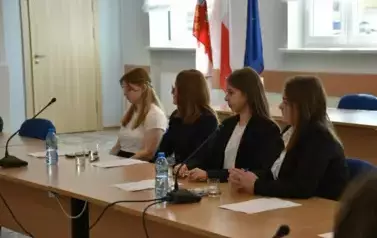 II posiedzenie Młodzieżowej Rady Powiatu Obornickiego 4