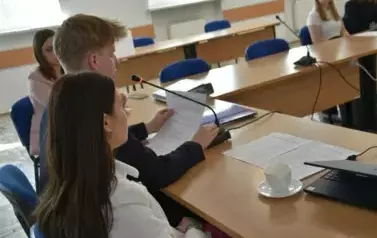II posiedzenie Młodzieżowej Rady Powiatu Obornickiego 5