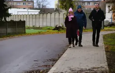 Nowa jakość drogi w Gorzewie &ndash; inwestycja zakończona! Odbi&oacute;r rob&oacute;t w dniu 18.11.2025 r. 4