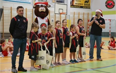 Mikołajkowy Turniej Koszyk&oacute;wki w Ryczywole &ndash; 06.12.2025 r. 3