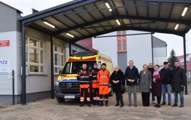 Odbi&oacute;r inwestycji &ndash; zakończenie budowy wiaty dla karetki ZRM w Ryczywole- 18.12.2025 r. 1