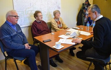 Niezwykła historia odwagi i pamięci &ndash; wyjątkowa wizyta w Urzędzie Gminy Ryczyw&oacute;ł- 06.03.2026 r. 15