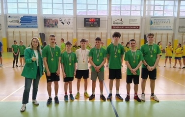 Sportowe sukcesy uczni&oacute;w z Gminy Ryczyw&oacute;ł- marzec 2026 9