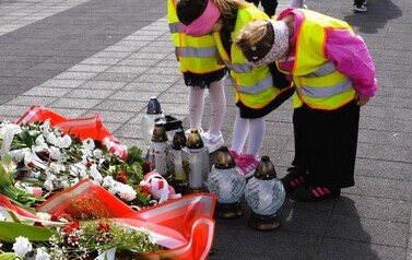 Wzruszający występ przedszkolak&oacute;w na Placu 1 Maja w Ryczywole-04.05.2026 r. 9