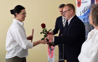 Nagrody W&oacute;jta Gminy Ryczyw&oacute;ł z okazji Dnia Edukacji Narodowej- 15.10.2026 r 9