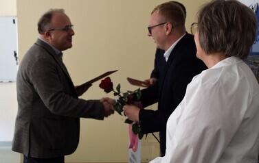Nagrody W&oacute;jta Gminy Ryczyw&oacute;ł z okazji Dnia Edukacji Narodowej- 15.10.2026 r 12