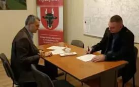 Podpisanie um&oacute;w  na realizację zadania publicznego z zakresu rozwoju sportu w Gminie Ryczyw&oacute;ł w dyscyplinie piłka nożna - drużyna seniorska w 2025 roku.  2