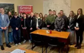 Lekcja Wiedzy o Społeczeństwie w Urzędzie Gminy Ryczyw&oacute;ł 1