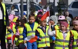 Przedszkolaki z Ryczywołu uczciły Dzień Flagi 20
