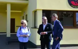 Podpisanie umowy dot. dofinansowania zadania pn. &bdquo;Remont kompleksu sportowego wybudowanego w ramach Programu Moje Boisko &ndash; Orlik 2012 &ndash; etap II&rdquo; - 26.08.2025 r. 6