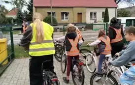 &bdquo;Bezpieczni na drodze&rdquo; &ndash; rajd rowerowy i szkolenie BRD w Piotrowie, 28.09.2025 r. 5