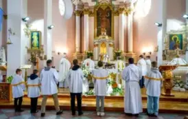 Uroczysta Msza Święta z okazji 75-lecia konsekracji kościoła św. Mikołaja w Ryczywole- 26.10.2025 r. 5