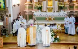 Uroczysta Msza Święta z okazji 75-lecia konsekracji kościoła św. Mikołaja w Ryczywole- 26.10.2025 r. 35