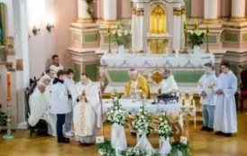 Uroczysta Msza Święta z okazji 75-lecia konsekracji kościoła św. Mikołaja w Ryczywole- 26.10.2025 r. 36