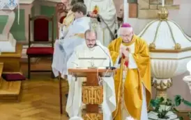 Uroczysta Msza Święta z okazji 75-lecia konsekracji kościoła św. Mikołaja w Ryczywole- 26.10.2025 r. 40