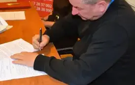 Podpisanie umowy na remont Świetlicy Wiejskiej w Tłukawach- 27.11.2025 r. 3