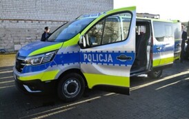 Nowoczesny radiow&oacute;z policyjny zaprezentowany podczas sesji Rady Gminy Ryczyw&oacute;ł- 29.12.2025 r. 2