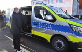 Nowoczesny radiow&oacute;z policyjny zaprezentowany podczas sesji Rady Gminy Ryczyw&oacute;ł- 29.12.2025 r. 8