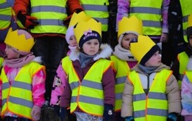 Przedszkolaki z Ryczywołu kolędowały na Placu 1 Maja- 05.01.2026 r. 15