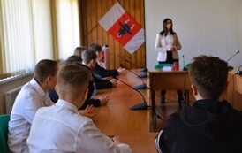Samorząd w praktyce &ndash; uczniowie klas &oacute;smych w Urzędzie Gminy Ryczyw&oacute;ł. (21.01, 22.01, 28.01.2026 r.) 4