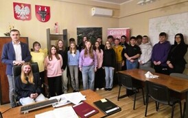 Samorząd w praktyce &ndash; uczniowie klas &oacute;smych w Urzędzie Gminy Ryczyw&oacute;ł. (21.01, 22.01, 28.01.2026 r.) 27