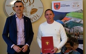 Podpisano umowę na remont świetlicy wiejskiej w Dąbr&oacute;wce Ludomskiej- 28.04.2026 1