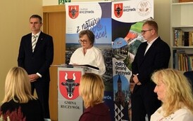 Nagrody W&oacute;jta Gminy Ryczyw&oacute;ł z okazji Dnia Edukacji Narodowej- 15.10.2026 r 23