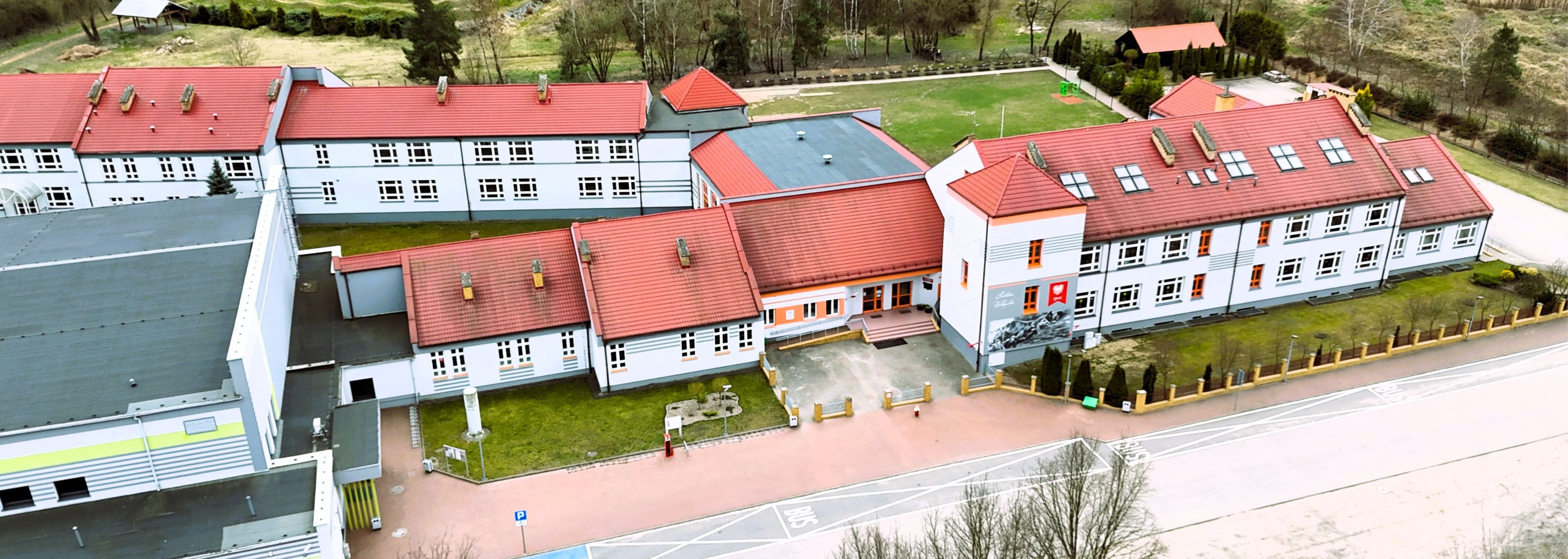 Uwaga! Prace leśne w&nbsp;okolicy szkoły i&nbsp;boiska