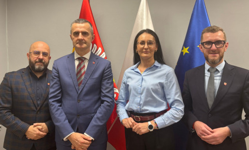 Wójt Roman Trzęsimiech na spotkaniu samorządowców w Rogoźnie