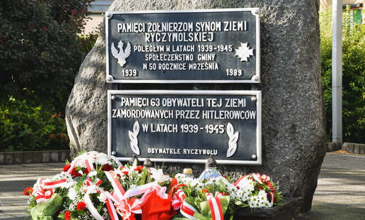 Zdjęcie do 87. rocznica wybuchu II wojny światowej. Oddaliśmy hołd poległym