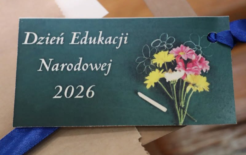Obchody Dnia Edukacji Narodowej w szkołach w Ludomach i Ryczywole